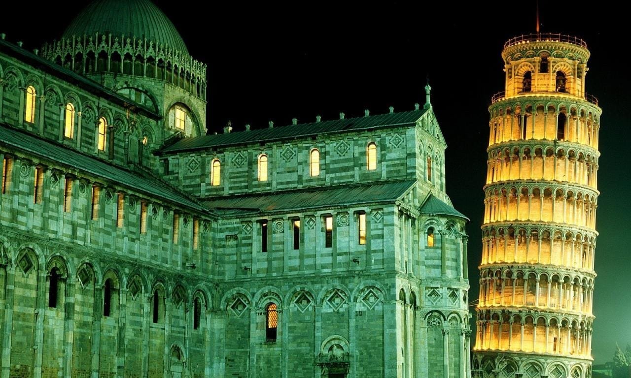 pizza-tower-tower-pizza-night-landscape-768x1280