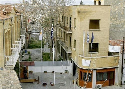 Nikozija od danas ima dvije vremenske zone