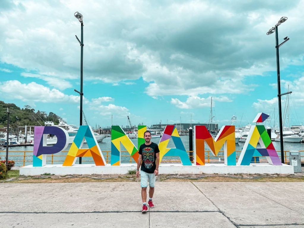 Panama grad