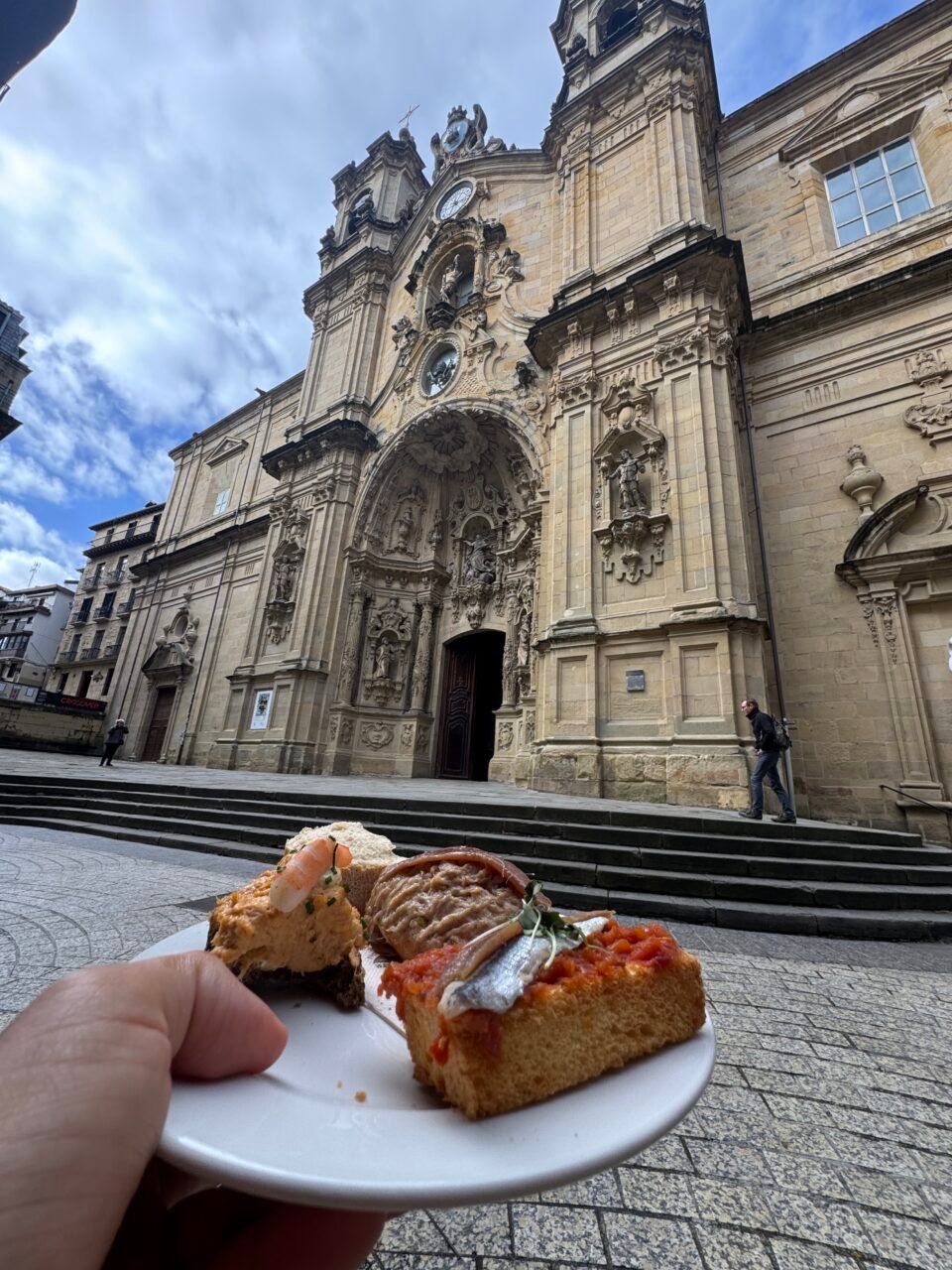 pinchosi male zakuske bilbao spanija